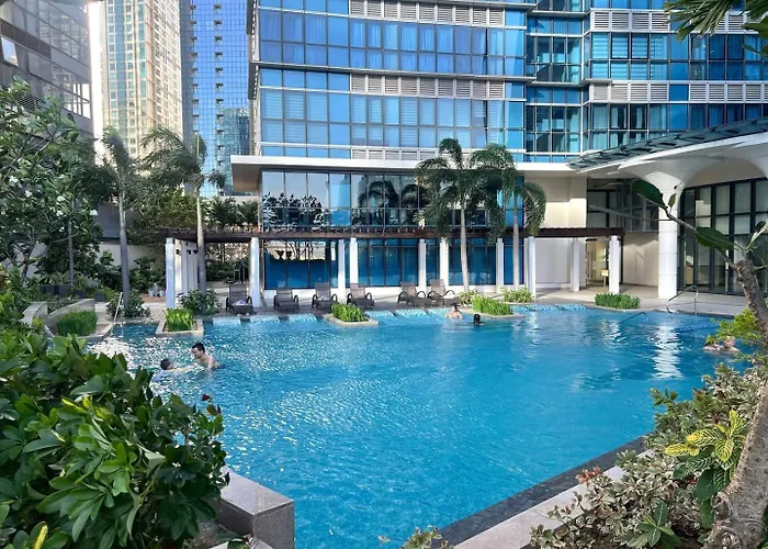 Luxe 1br In Bgc Across Mitsukoshi, Uptown #upt223f Сasa de vacaciones Manila