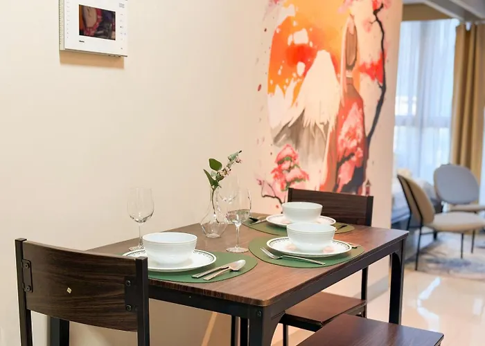 Luxe 1br In Bgc Across Mitsukoshi, Uptown #upt223f Сasa de vacaciones *