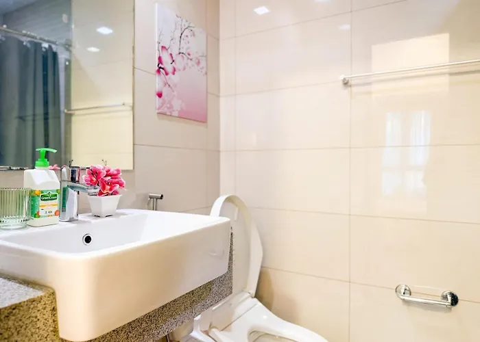 Luxe 1br In Bgc Across Mitsukoshi, Uptown #upt223f Сasa de vacaciones Manila