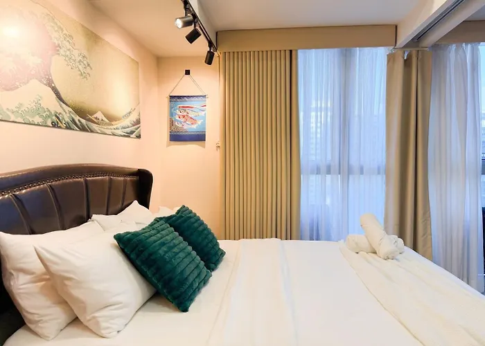 Сasa de vacaciones Luxe 1br In Bgc Across Mitsukoshi, Uptown #upt223f Manila