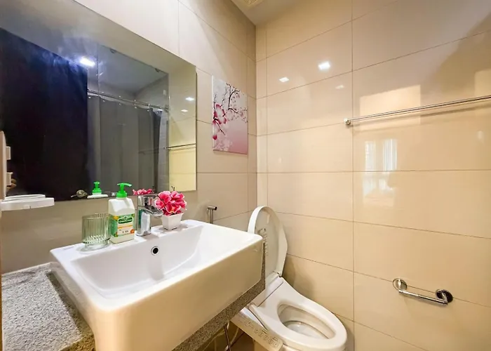 Luxe 1br In Bgc Across Mitsukoshi, Uptown #upt223f Сasa de vacaciones