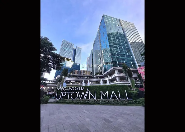 Сasa de vacaciones Luxe 1br In Bgc Across Mitsukoshi, Uptown #upt223f *