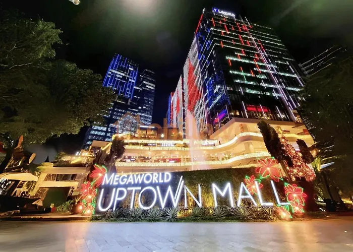 Сasa de vacaciones Luxe 1br In Bgc Across Mitsukoshi, Uptown #upt223f